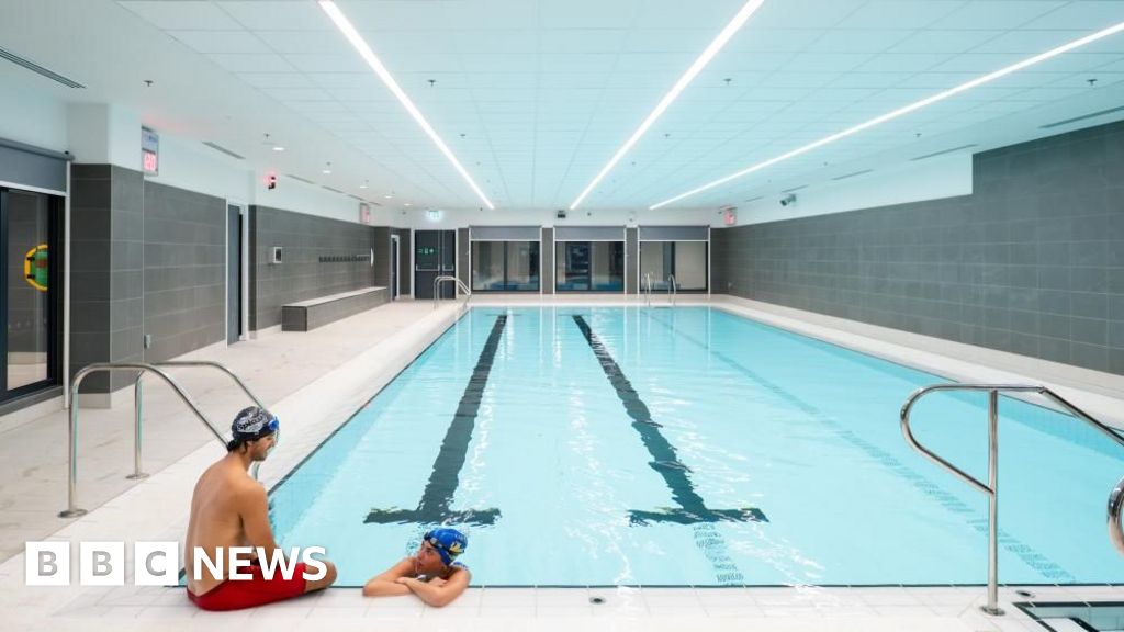 Canada Water pool reopens after maintenance woes