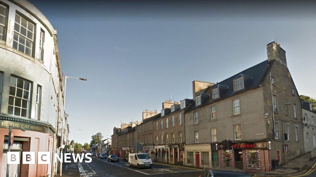 Woman cyclist dies after collision with truck in Perth