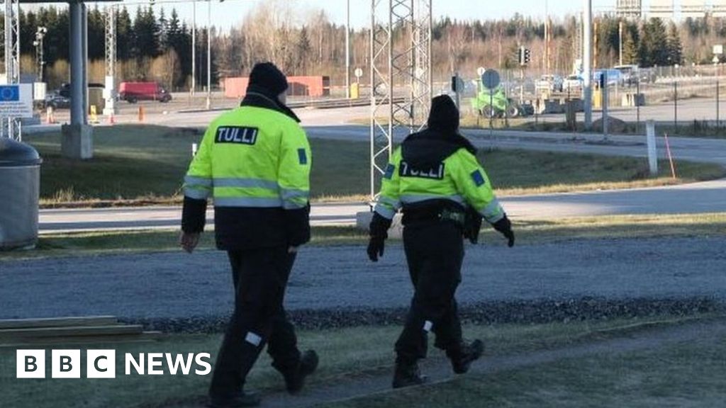 Финландия затвори четири от своите гранични пунктове с Русия, за