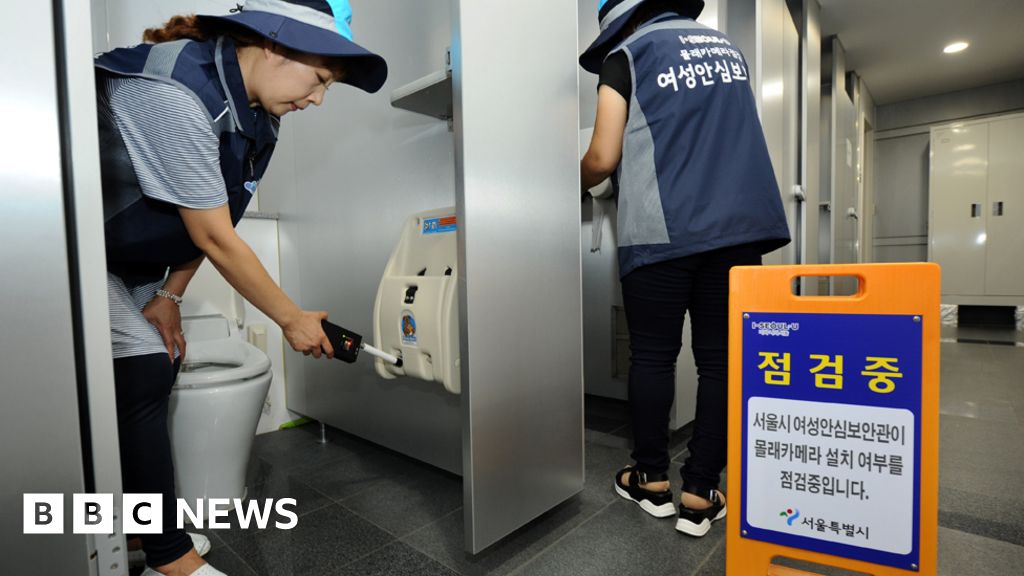 Seoul Patrol South Koreas Hidden Camera Hunting Squad Bbc News 