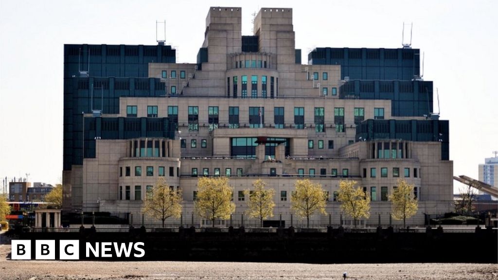 Uk Spy Agencies Recruiting More Women Bbc News 