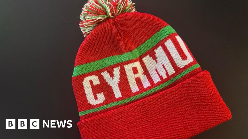 Sports Direct under fire for misspelt Cymru hat