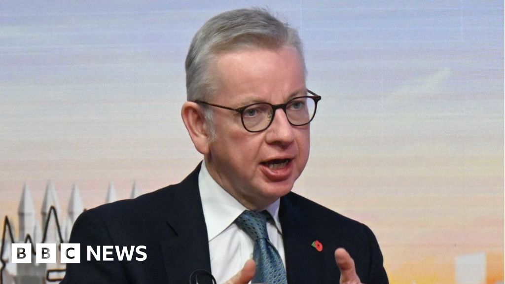 Michael Gove commits to 300,000 homes target