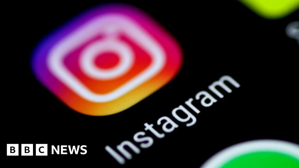 Derbyshire officer ‘used police database to find woman on Instagram’
