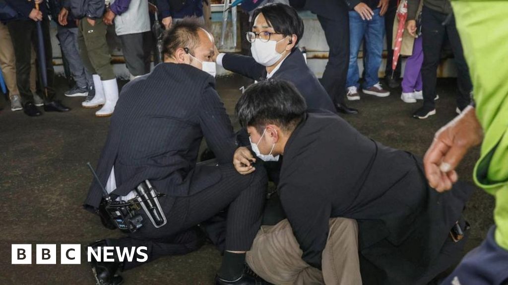 Video shows actions of 'quick-thinking' bodyguard who kicked pipe bomb away  from Japanese PM