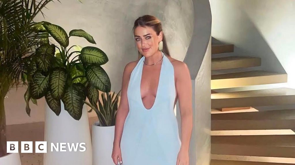 bbc.co.uk - Angharad Thomas - Murci fashion side hustle from nan's house turns into &pound;10m business