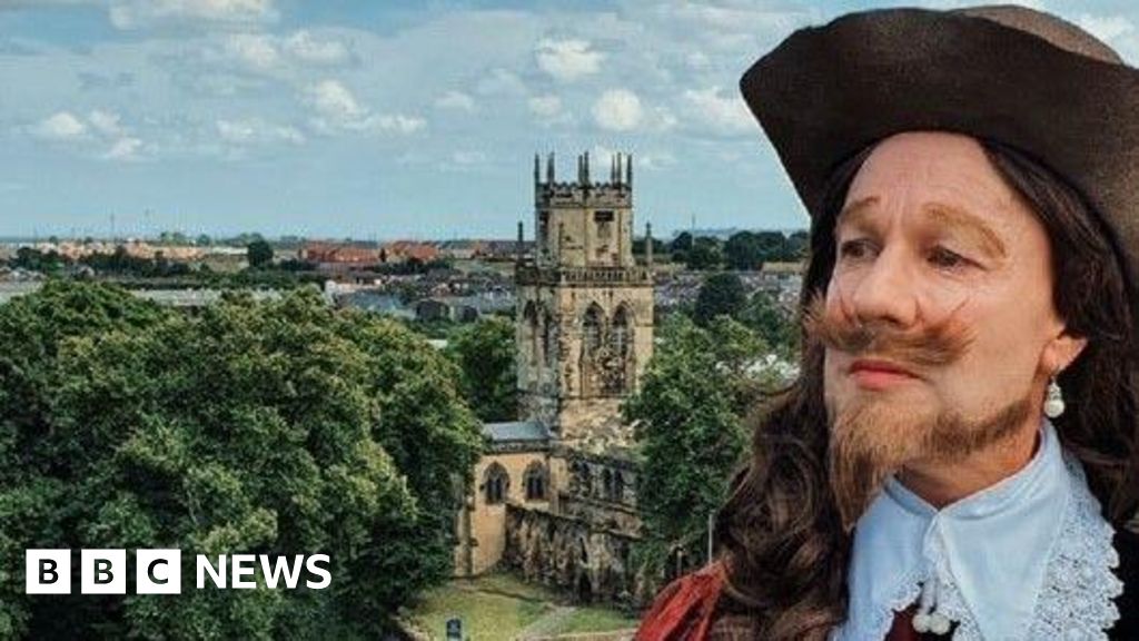 Sutton Coldfield man travels the UK dressed as King Charles I