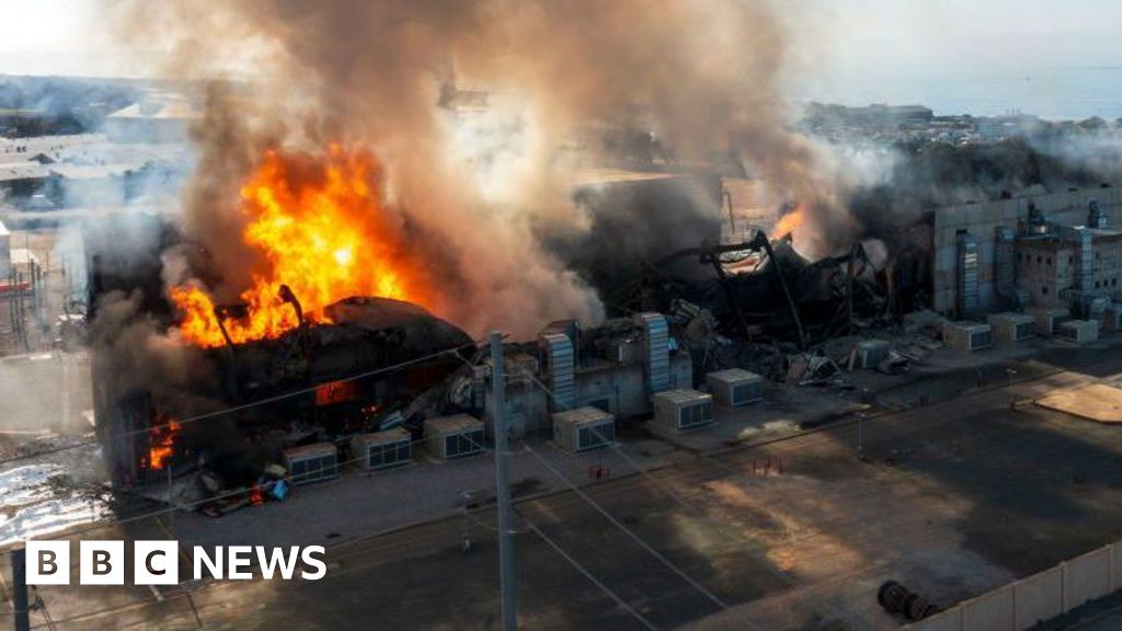 'We are playing with fire': Fears persist over battery storage