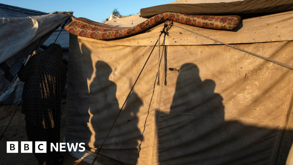 UK criticises Gaza aid delays as tents take year to arrive