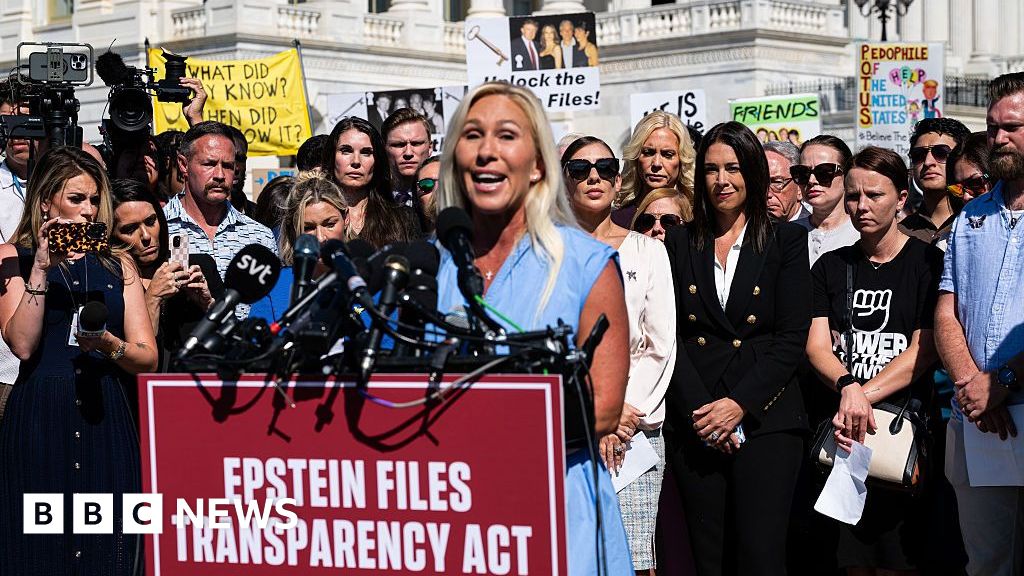 المشرِّعة الجمهورية البارزة مارجوري تايلور غرين تعلن استقالتها من الكونغرس بعد خلاف علني مع ترامب