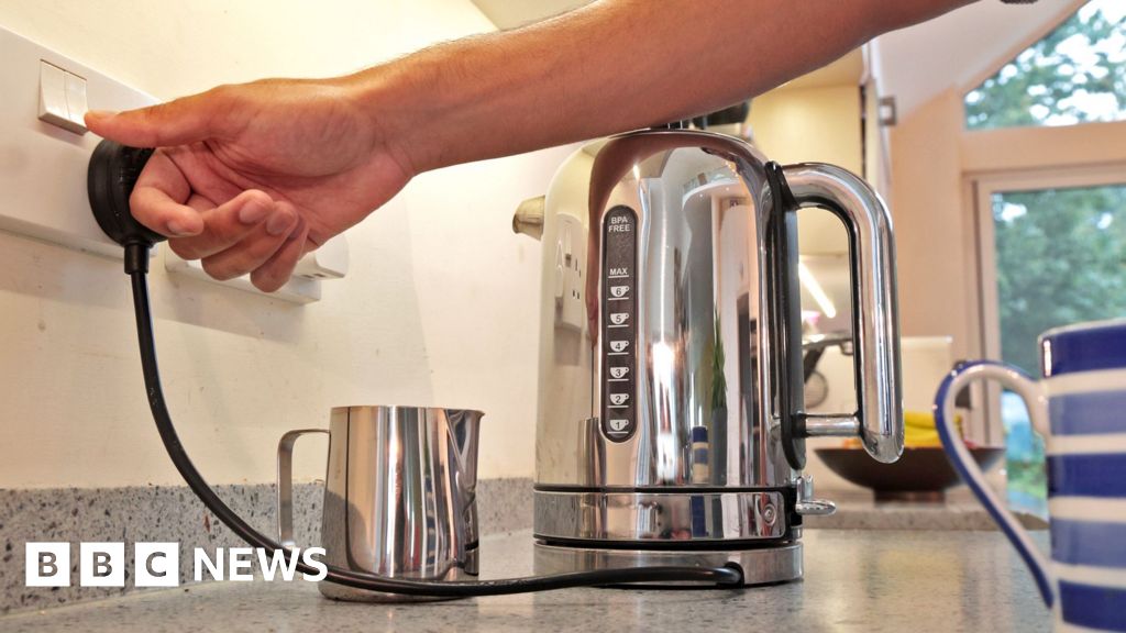 High electricity bills targeted in planned shakeup to energy pricing