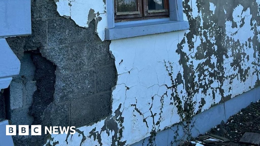 Crumbling homes redress payouts top €230m