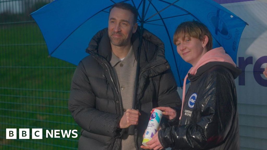 Brighton: Children’s football coach awarded by Premier League