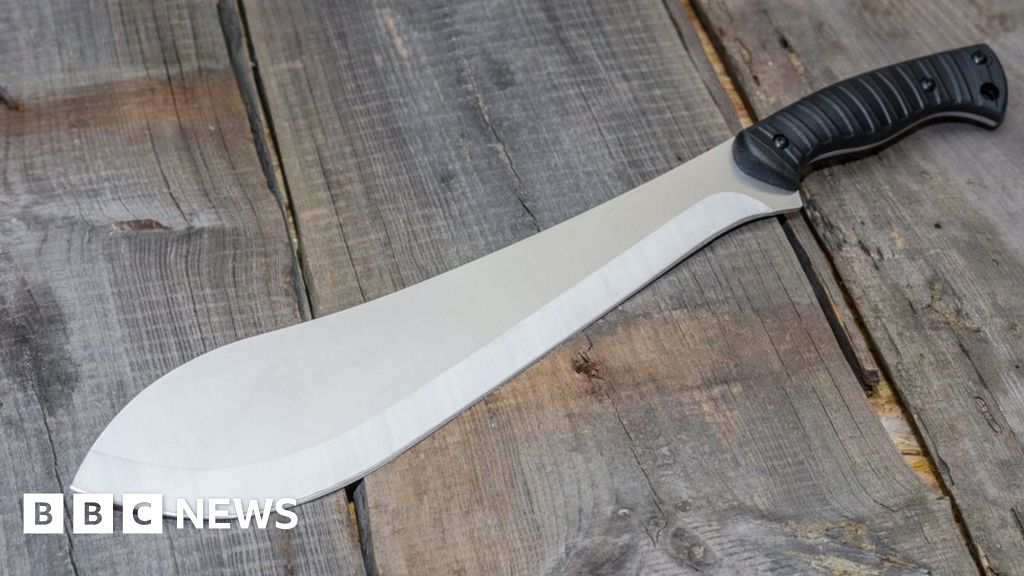 Plan to ban ‘menacing’ machetes and zombie knives