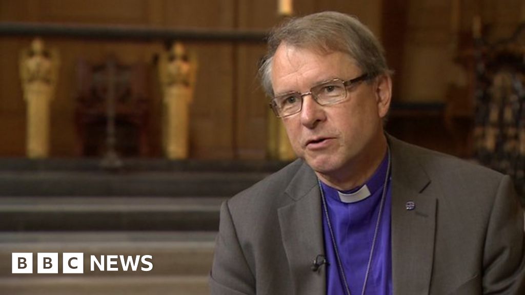 Church inquiry into Bishop Peter Ball abuse 'cover up' - BBC News