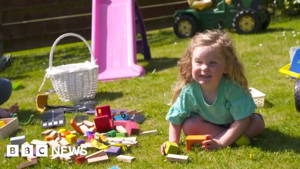 Most Scottish councils cannot commit to nursery hours target BBC News