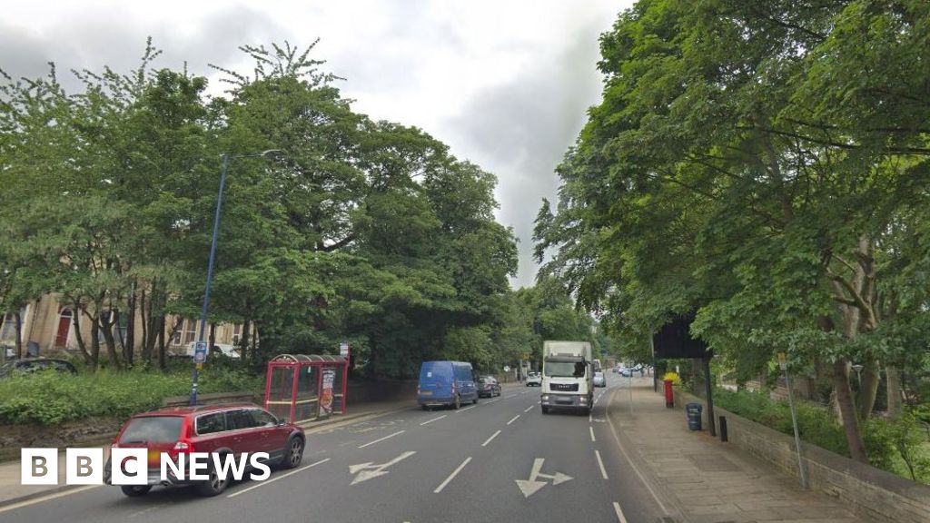 Bradford to Shipley £47m roads upgrade scheme 'vital' - BBC News