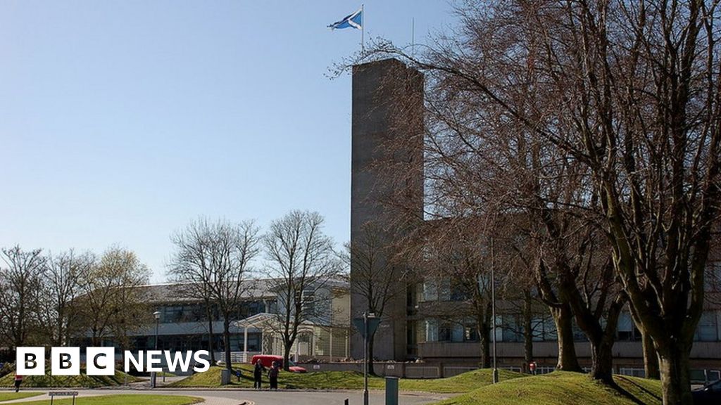 Scottish Borders Council Defends Welfare Track Record - BBC News