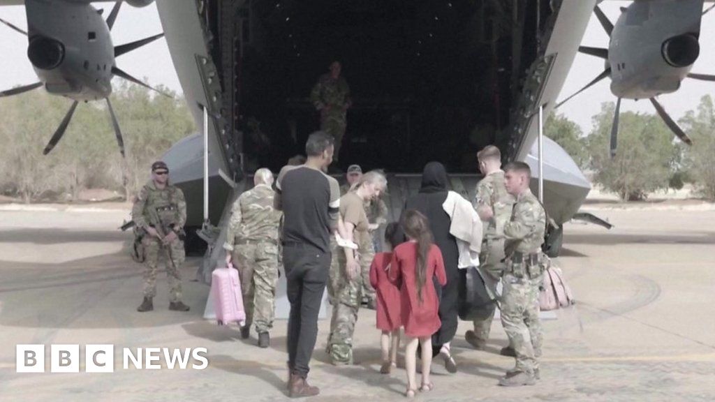 MoD releases footage of Britons leaving Sudan