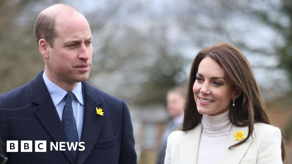 William at his lowest after Kate's diagnosis, says ex-aide