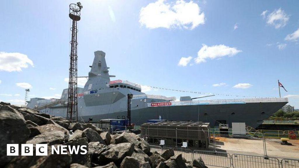 UK agrees £10bn deal to supply Norway with warships