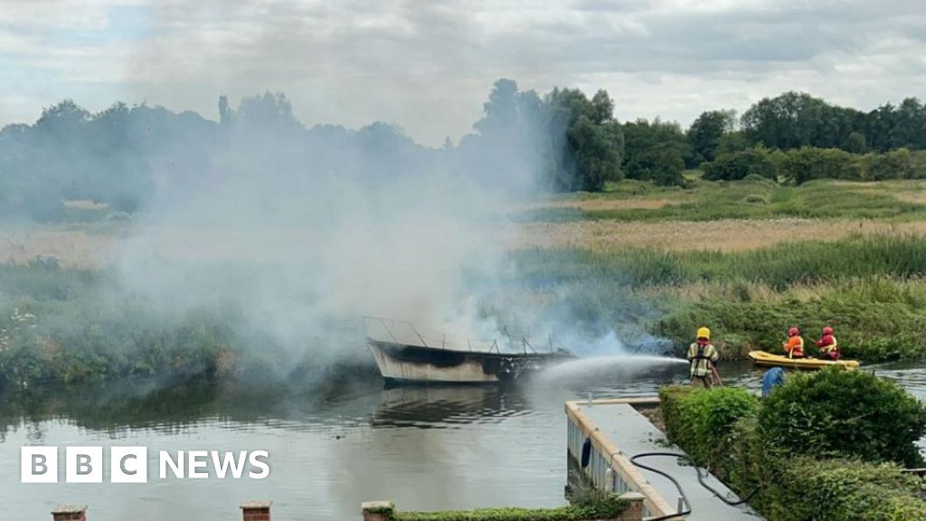 Norfolk Broads boat fire