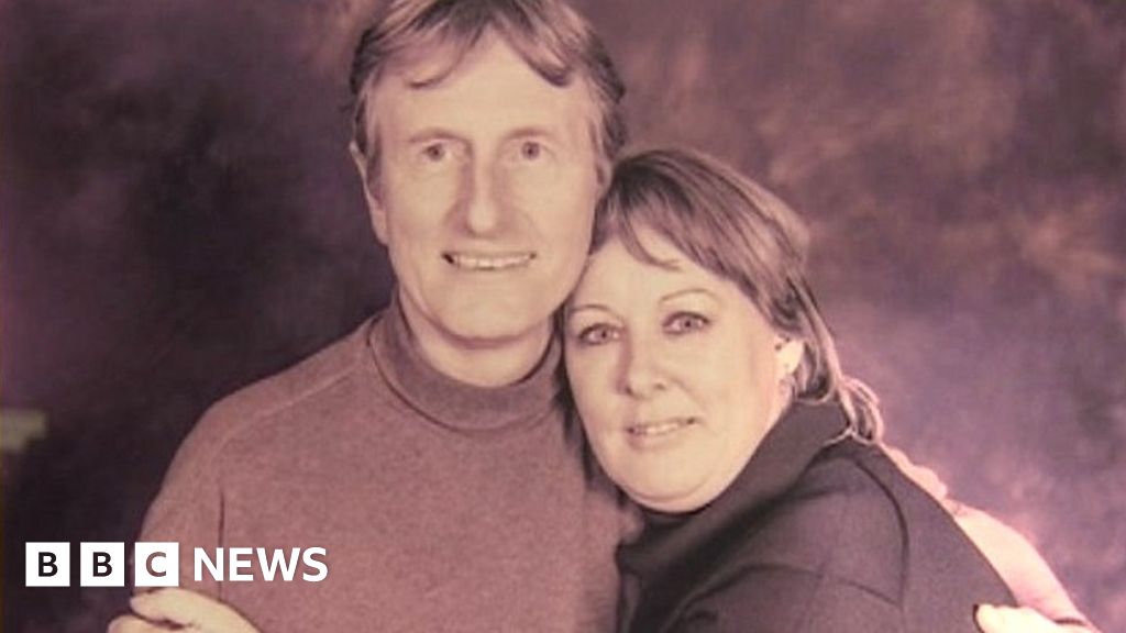 Bristol woman wants husband's carers to be vaccinated BBC News