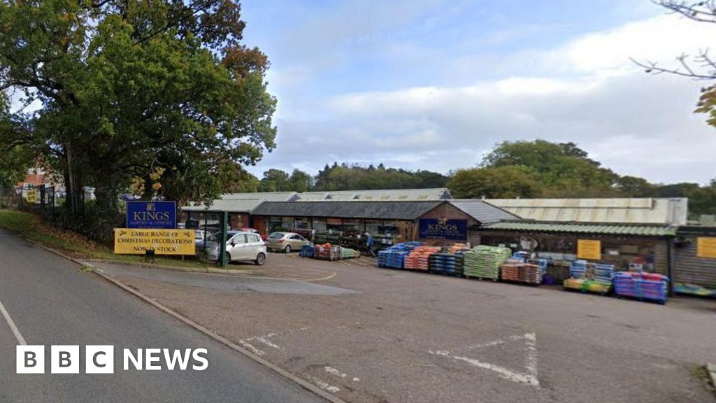 East Devon Planning Committee Approves 75 Homes Despite Sewer Capacity Concerns