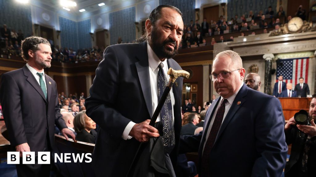 Democrat Al Green ejected from chamber for heckling