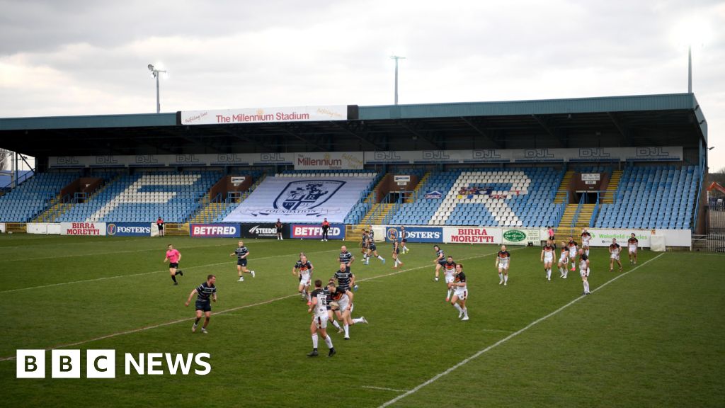 bbc.co.uk - David Spereall - Featherstone Rovers fans raise cash to help revive club