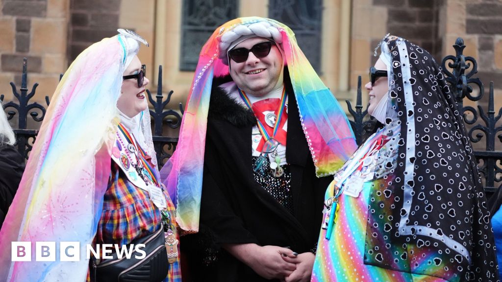 Janey Godley funeral is colourful comedy send-off