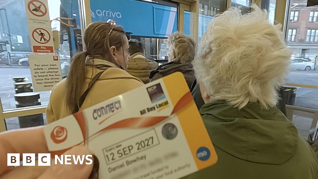 Disabled student films bus trips to show challenges Disabled student films bus trips to show challenges