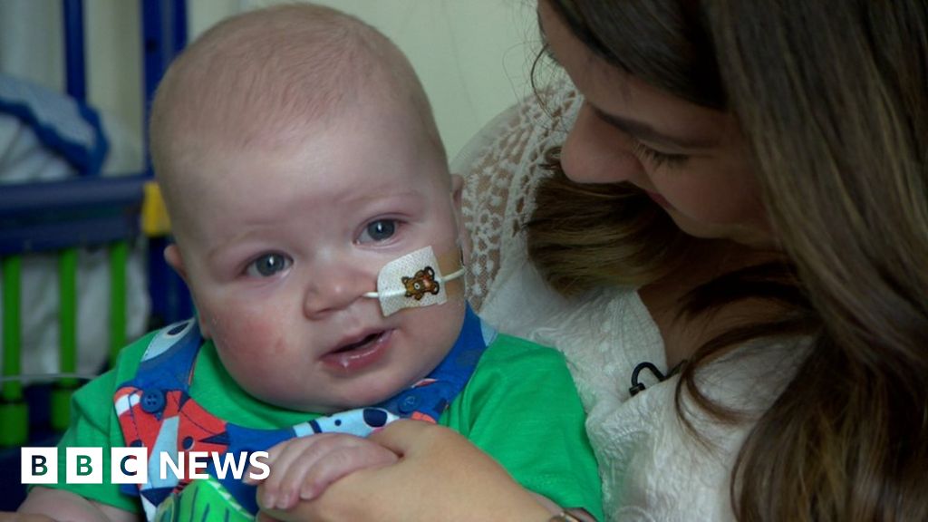 Parents' plea for baby Jack's heart donation - BBC News