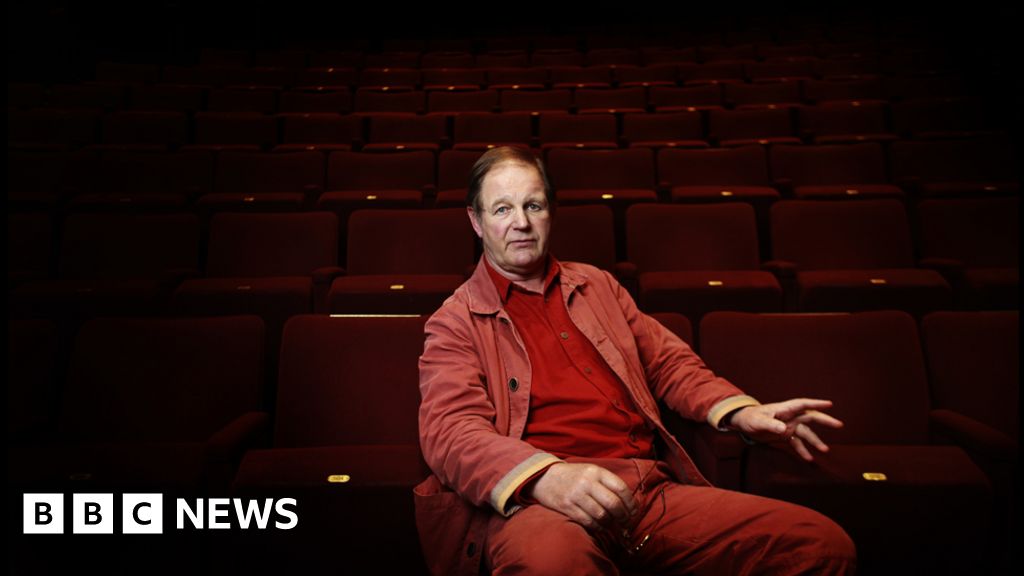 Michael Morpurgo on keep right on to the end of the road