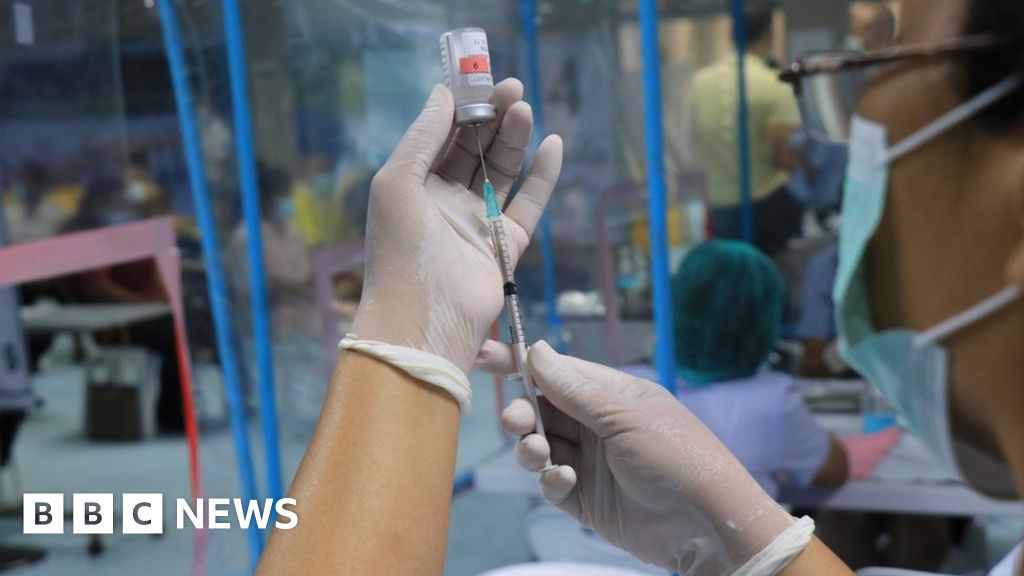 AstraZeneca to withdraw Covid vaccine - BBC News