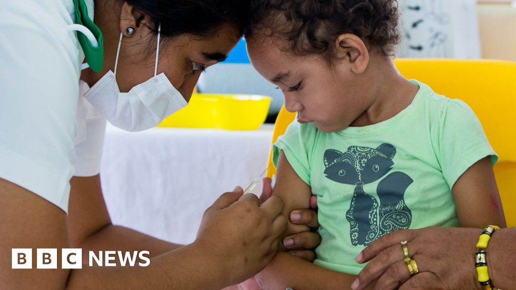 Child vaccinations fall sharply amid pandemic, UN says BBC News