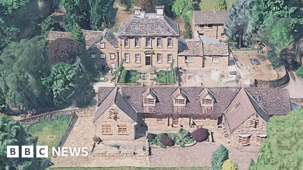 ‘No stags and hens’ allowed at Barnsley historic holiday let