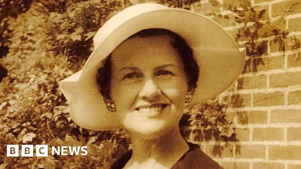 Muriel McKays family offer £1m reward to find body