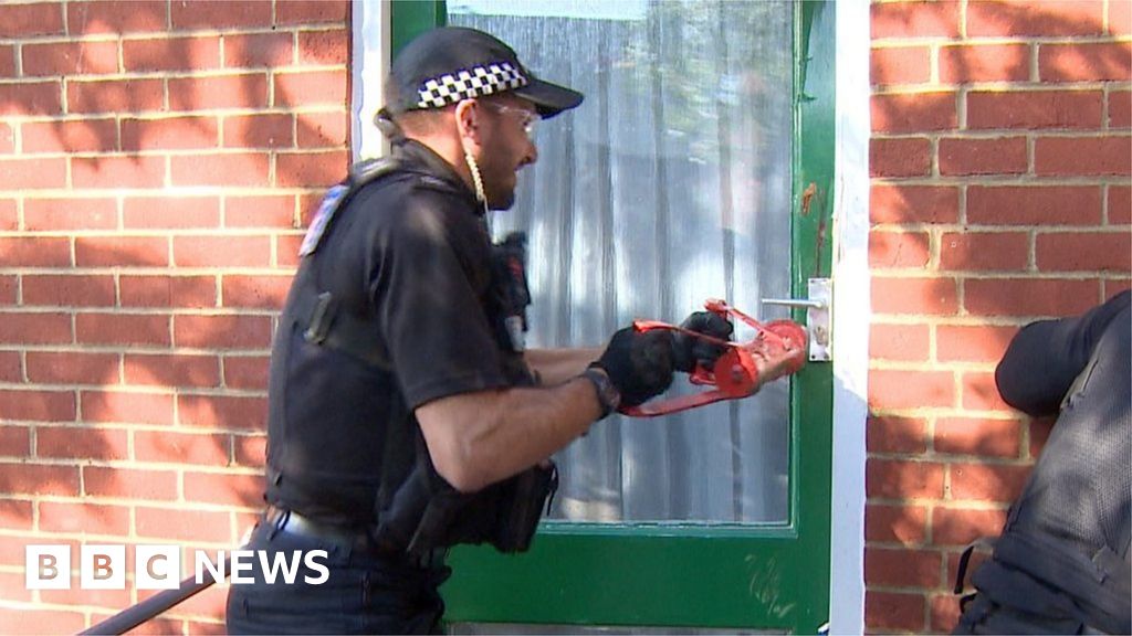 Suffolk Police Drugs Raids Lead To 18 Arrests Bbc News