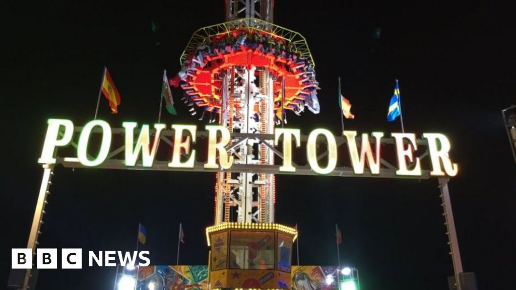 Hull Fair ride failure leaves dozens trapped 70ft in air