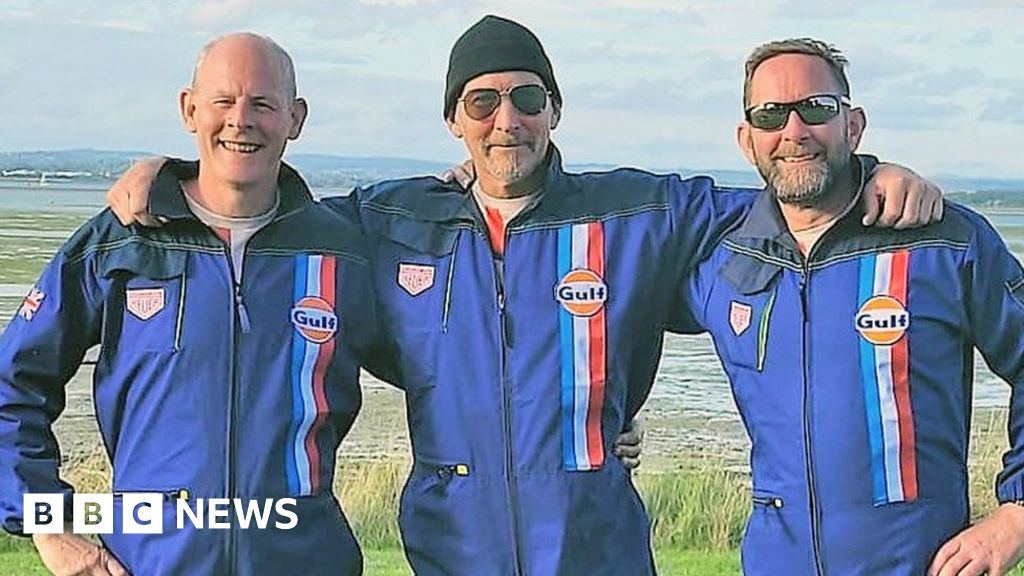 Warwick's The Edge impersonator joins banger rally - BBC News