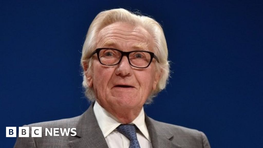 Lord Heseltine: Pairing row made me swing mace - BBC News