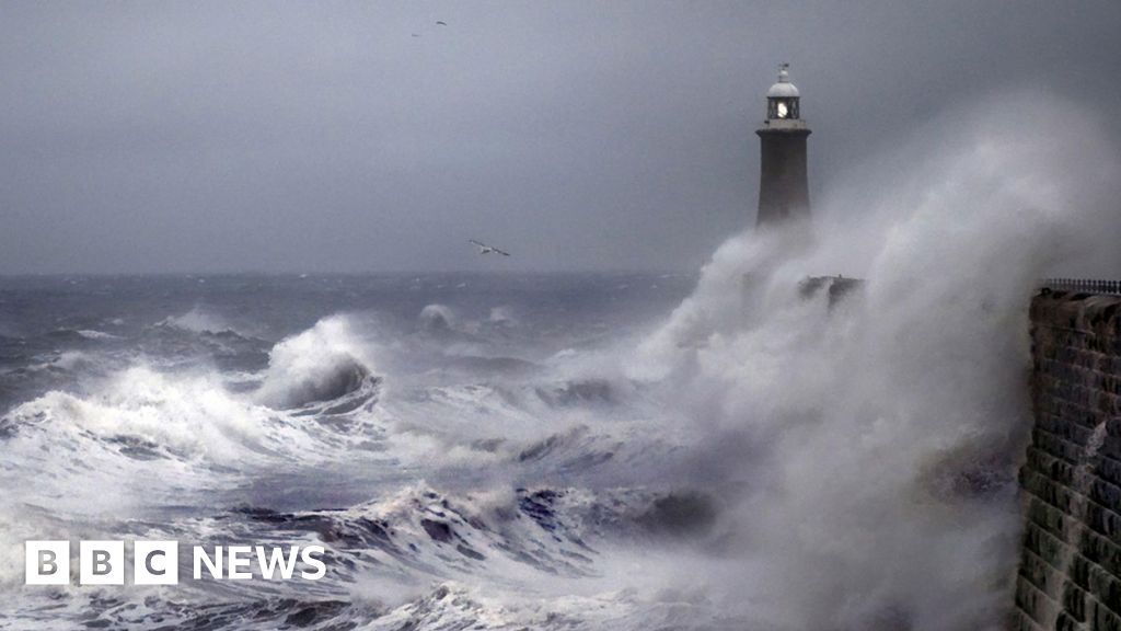 Storm Bert to bring high winds and threat of flooding