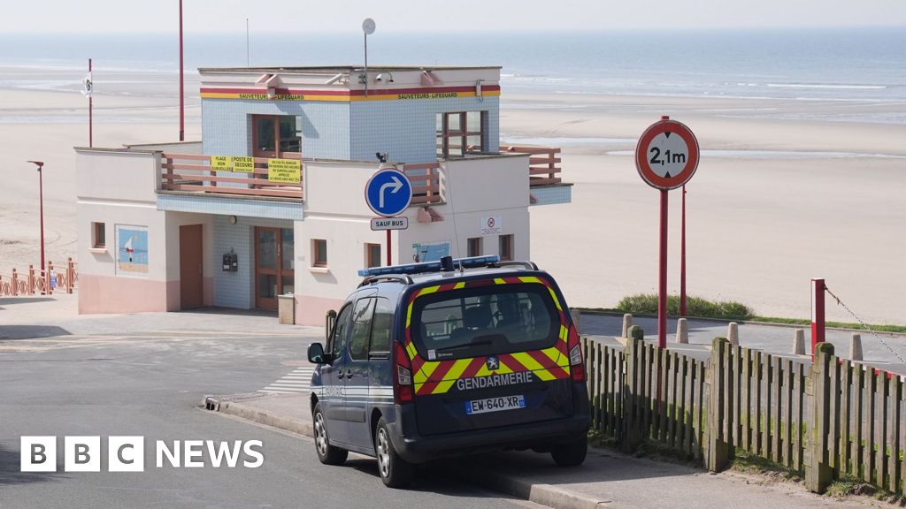 Heart‑breaking Loss of Four Lives as a Migrant Boat Capsizes Near Saint‑Etienne‑au‑Mont