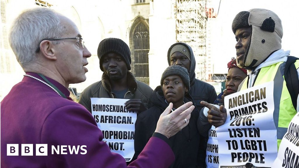 Welby sorry for Anglican 'hurt' to LGBT community