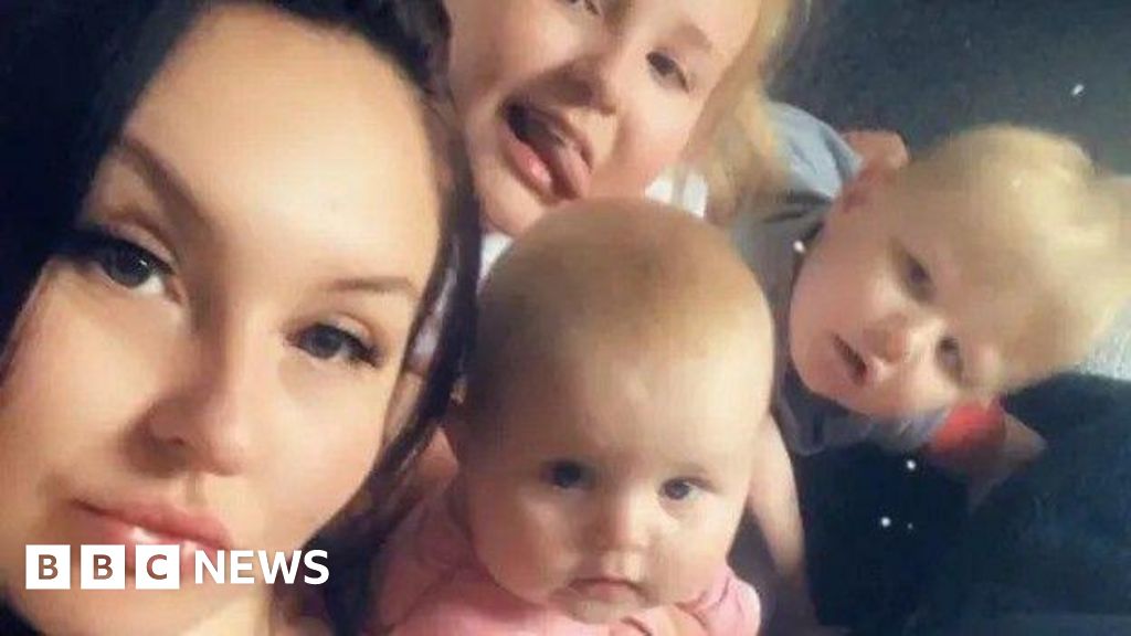 bbc.co.uk - Emma Glasbey - Bradford house fire accused says he 'tried to set himself alight' - BBC News