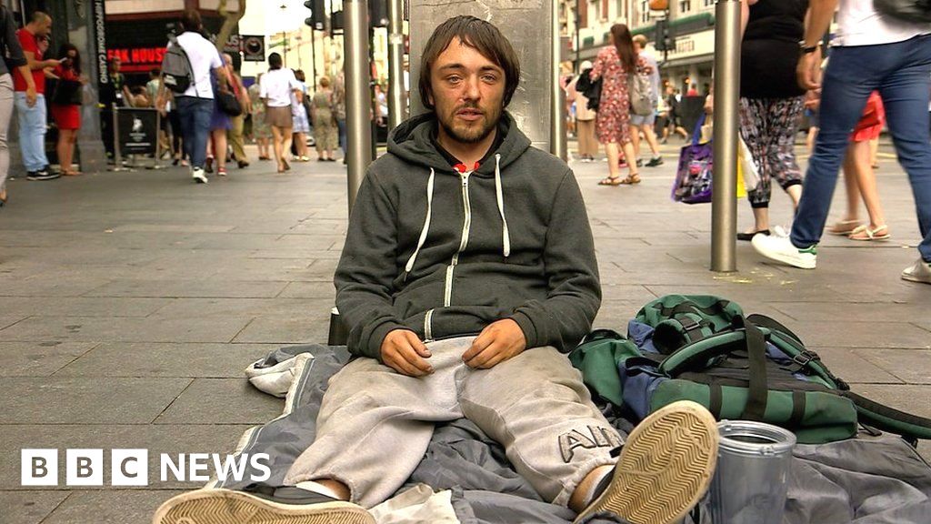 UK Heatwave 2018: Surviving Being Homeless - BBC News