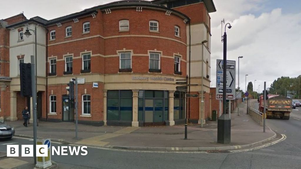 Banbury Health Centre under closure threat BBC News