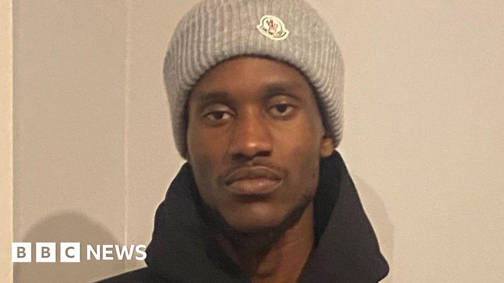 Tribute to 'bubbly young man' fatally stabbed in Lewisham(02)