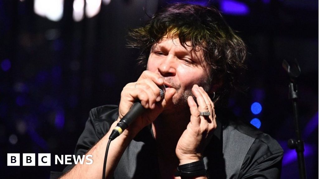 Bertrand Cantat: Killer Rock Star Pulls Out Of French Festivals - Bbc News